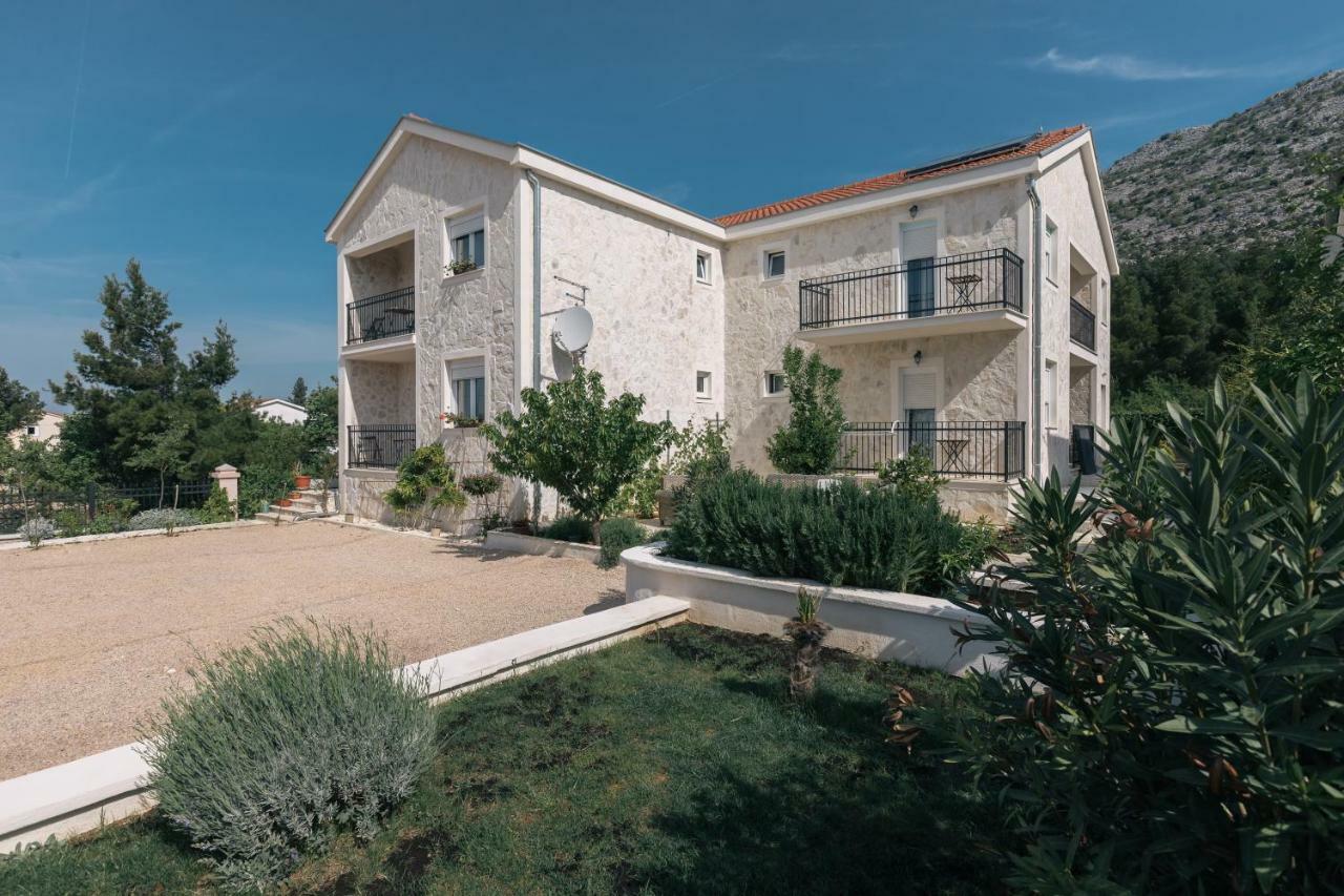 Hedon-Stone Apartment Starigrad Paklenica Luaran gambar