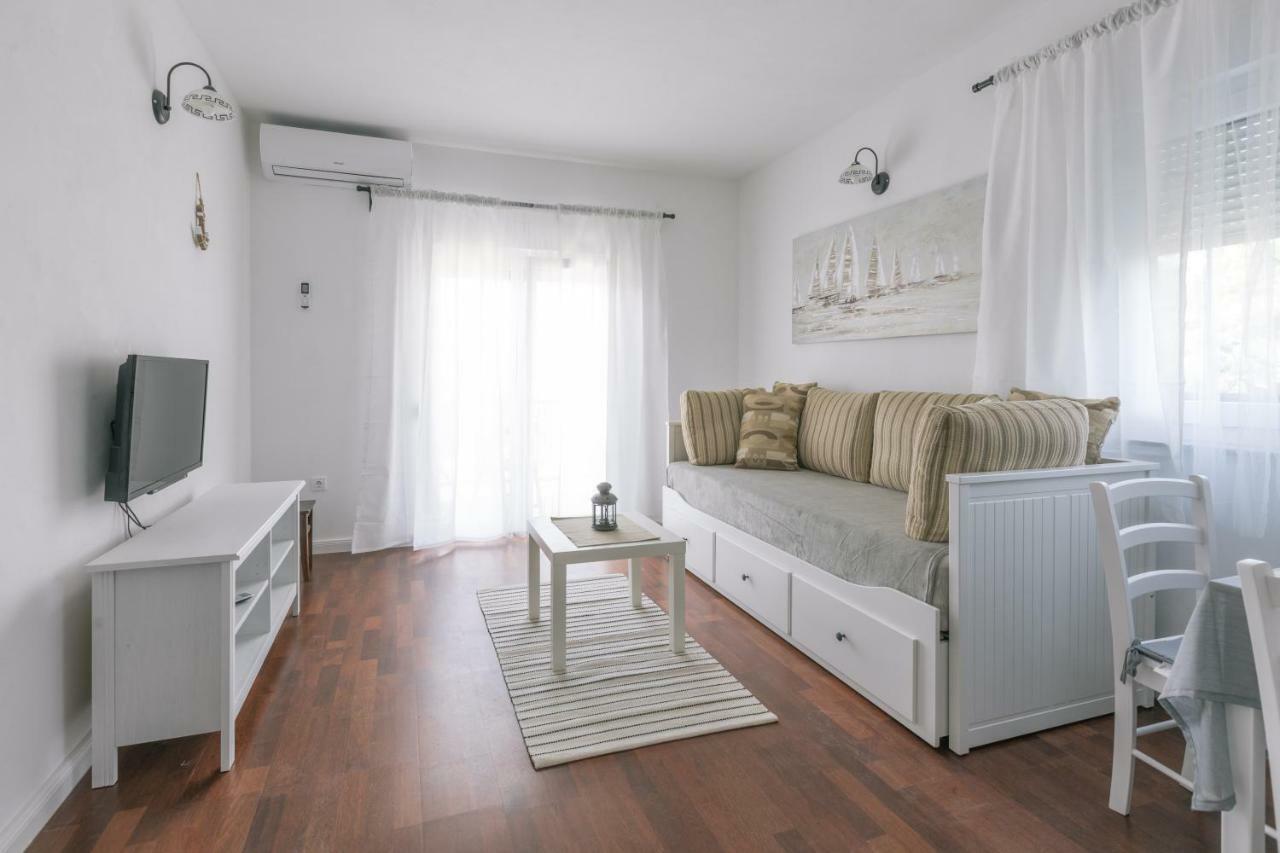 Hedon-Stone Apartment Starigrad Paklenica Luaran gambar