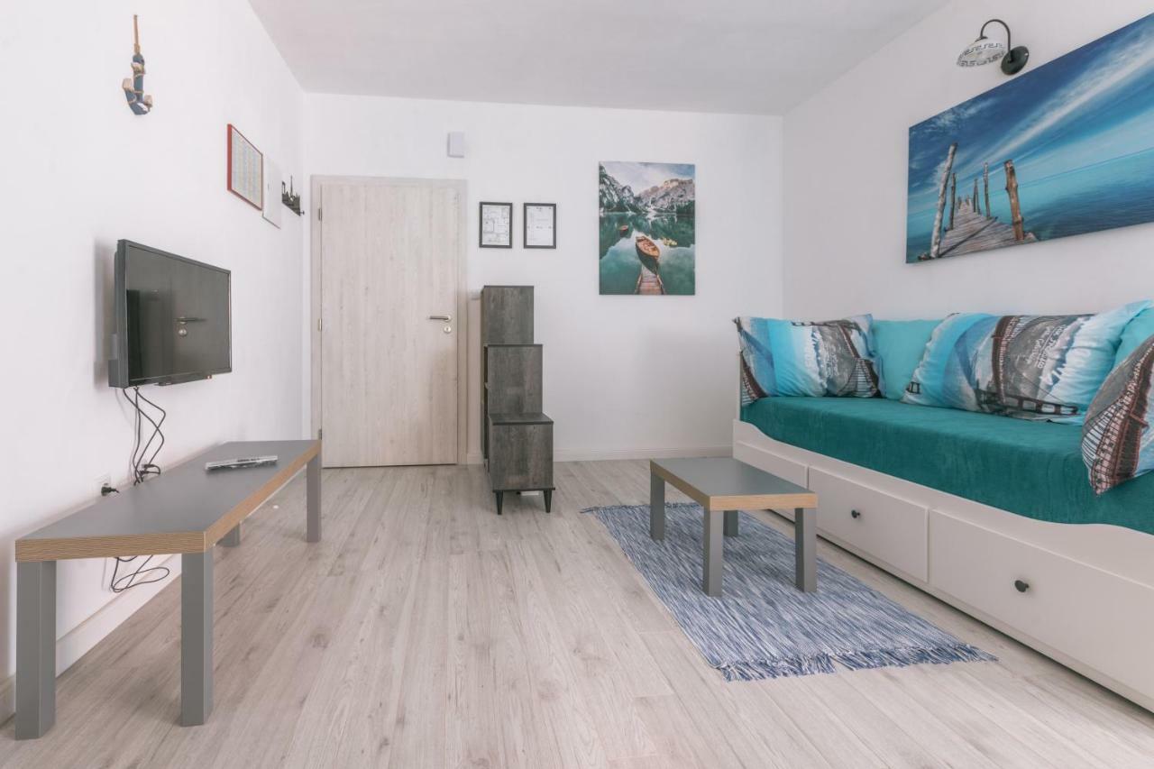 Hedon-Stone Apartment Starigrad Paklenica Luaran gambar
